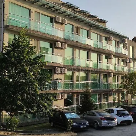 アパート клара ブルガス